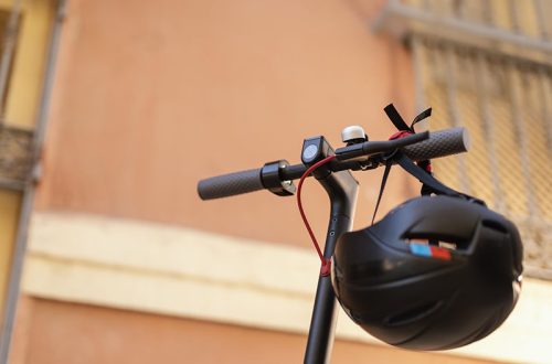 Guía práctica - Cómo registrar un patinete eléctrico en la DGT